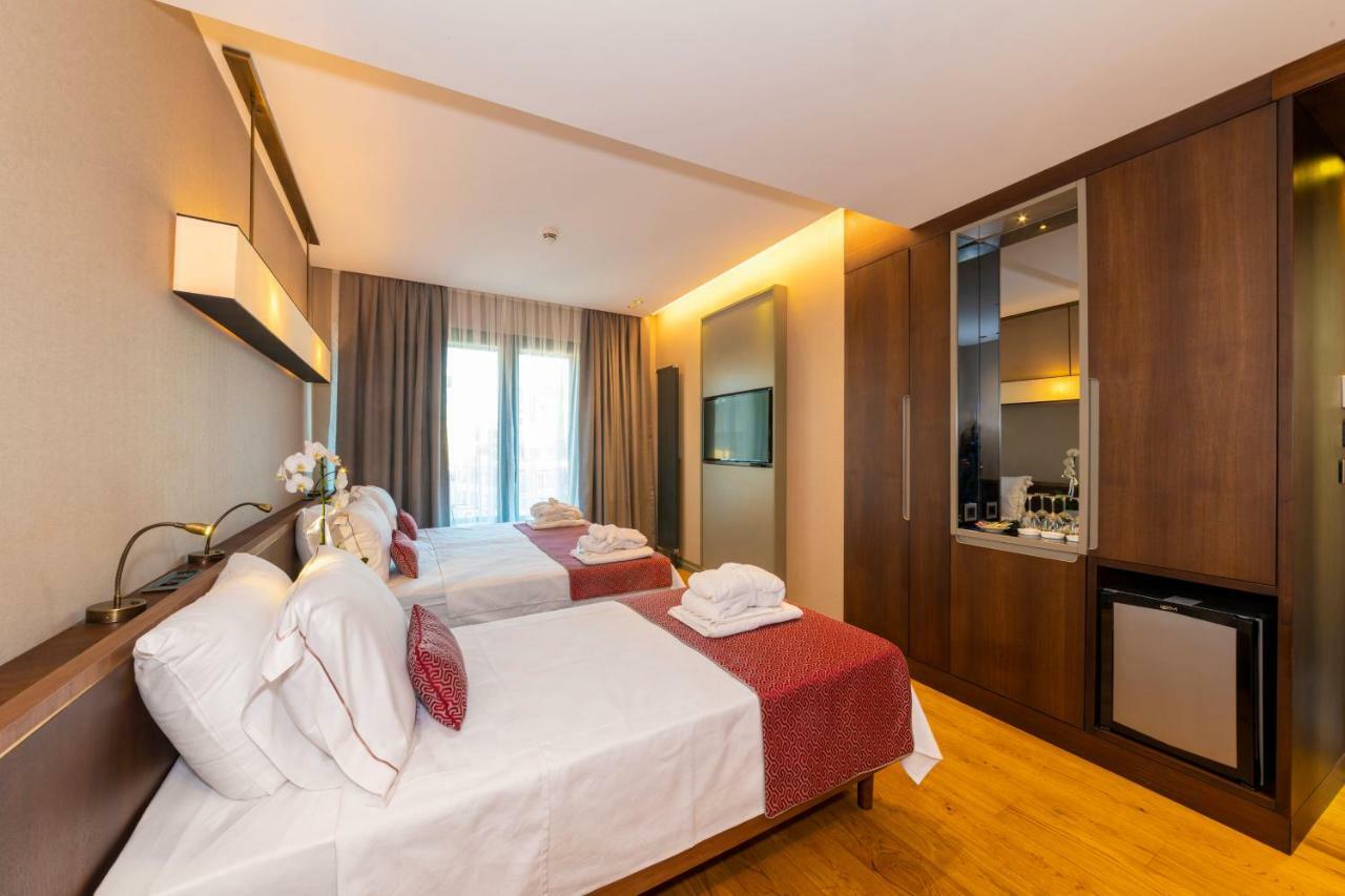 Opale Hotel Istanboel Buitenkant foto