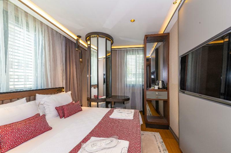 Opale Hotel Istanboel Buitenkant foto